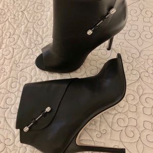 Badgley Mischka Heels